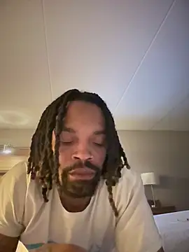 Snapshot of 1BeautyN1Beast chatting on 02.01.26 1BeautyN1Beast online show from 02.01.26