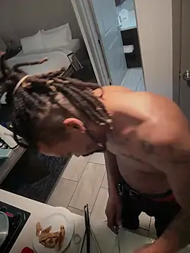 Snapshot of 1BeautyN1Beast chatting on 02.04.26 1BeautyN1Beast online show from 02.04.26