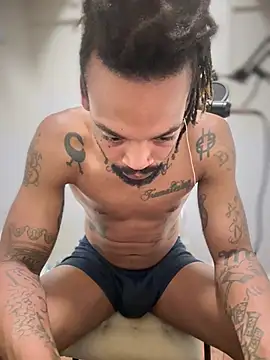 Snapshot of 1BeautyN1Beast chatting on 02.26.26 1BeautyN1Beast online show from 02.26.26