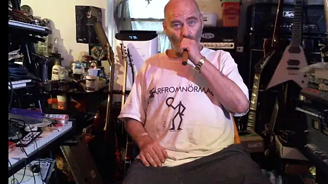 Snapshot of SirGarMack chatting on 07.01.26 SirGarMack online show from 07.01.26