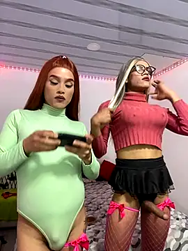 Snapshot of big_girl21cm chatting on 10.03.25 big girl21cm online show from 10.03.25