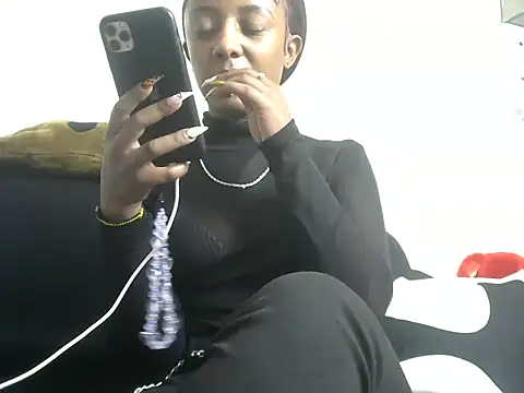 hoely grail01 online show from 09.08.25