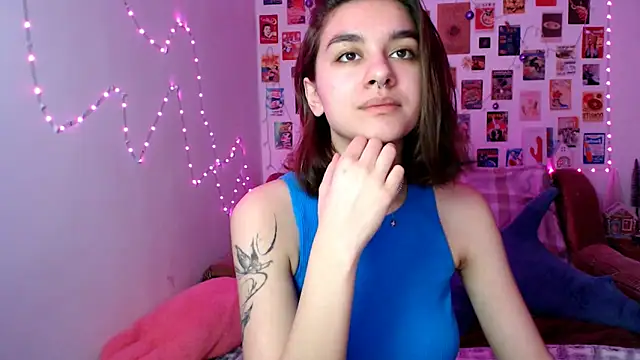 Snapshot of Celine_Dionn chatting on 01.04.25 Celine Dionn online show from 01.04.25