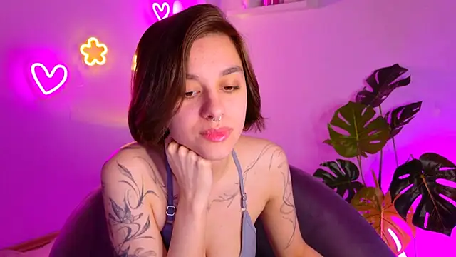 Snapshot of Celine_Dionn chatting on 05.14.26 Celine Dionn online show from 05.14.26