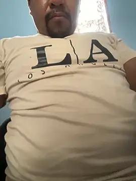 Snapshot of Alvarosexxx chatting on 10.01.25 Alvarosexxx online show from 10.01.25