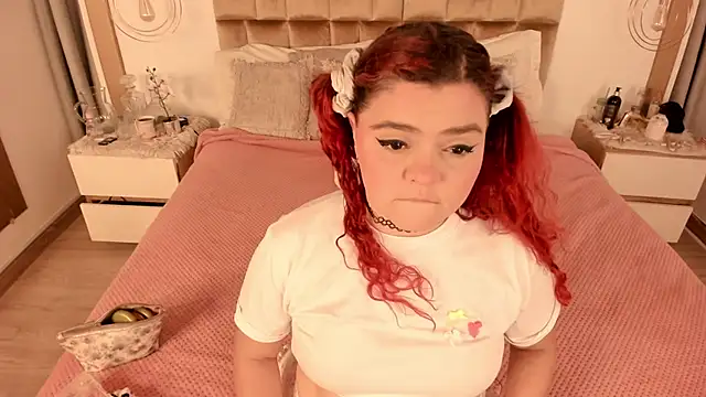 Twwiiggy online show from 01.29.25