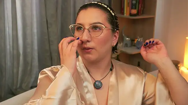 Ximenna Cruz online show from 04.09.26