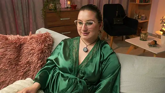 Ximenna Cruz online show from 04.22.26