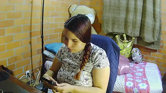 alexia 87 online show from 10.27.25