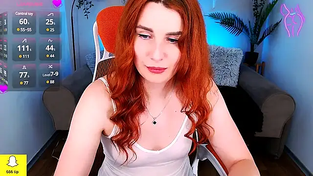 Snapshot of YrKiraXO chatting on 01.08.25 YrKiraXO online show from 01.08.25