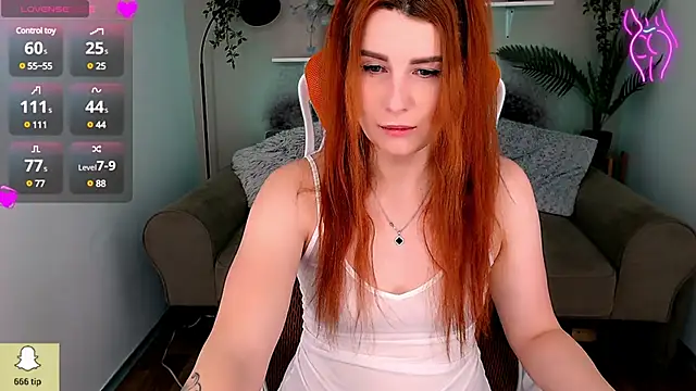 Snapshot of YrKiraXO chatting on 01.15.25 YrKiraXO online show from 01.15.25