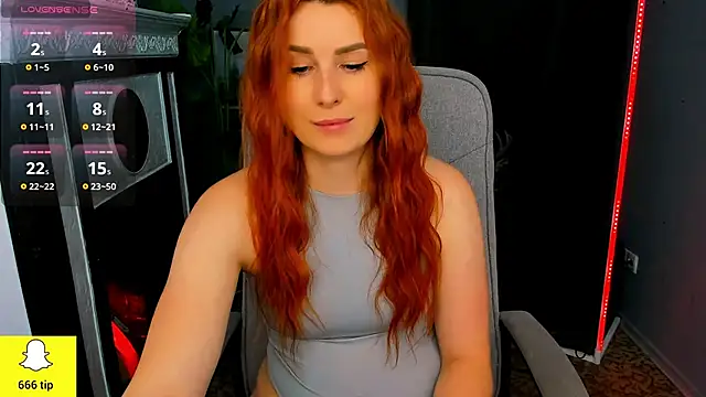 Snapshot of YrKiraXO chatting on 02.23.25 YrKiraXO online show from 02.23.25
