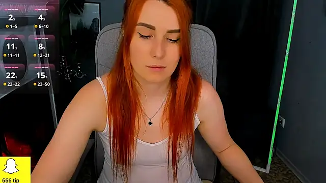 Snapshot of YrKiraXO chatting on 03.16.25 YrKiraXO online show from 03.16.25