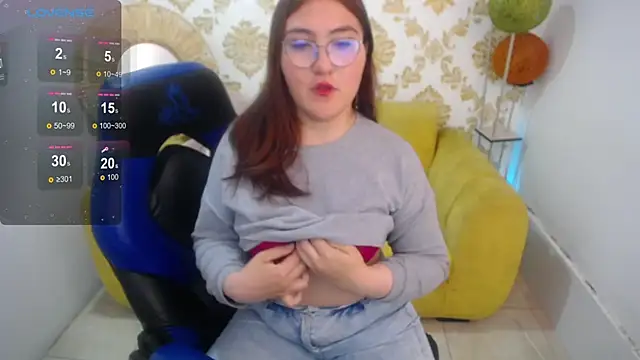 Snapshot of conniejames_m chatting on 03.31.26 conniejames m online show from 03.31.26