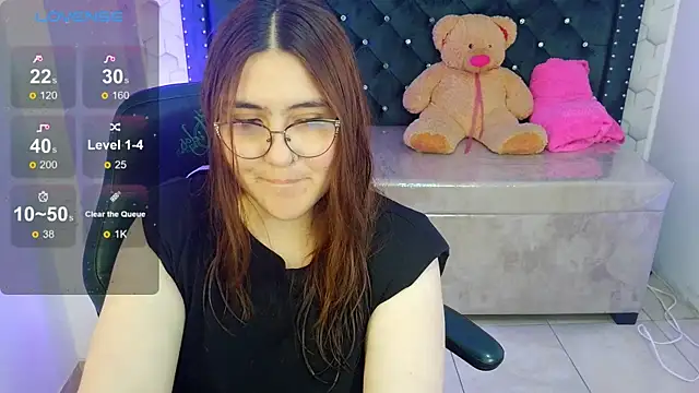 Snapshot of conniejames_m chatting on 05.07.26 conniejames m online show from 05.07.26