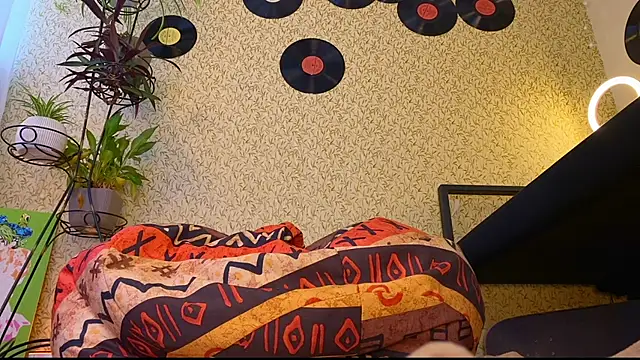 EmmyAmbros online show from 03.21.25