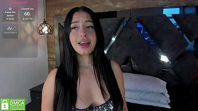 Venus velez  online show from 02.25.26