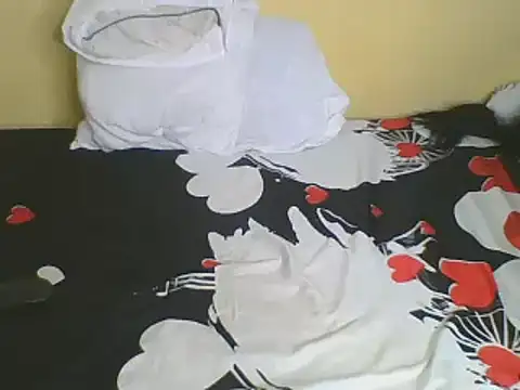 HoLy-ViRgiN online show from 02.14.25