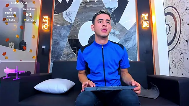 Snapshot of kai_borman chatting on 02.21.25 kai borman online show from 02.21.25