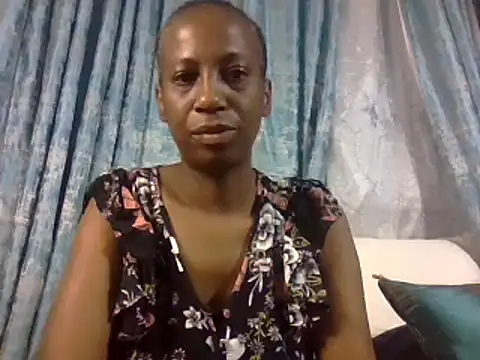 Snapshot of AfricanPrincesss2 chatting on 12.03.24 AfricanPrincesss2 online show from 12.03.24