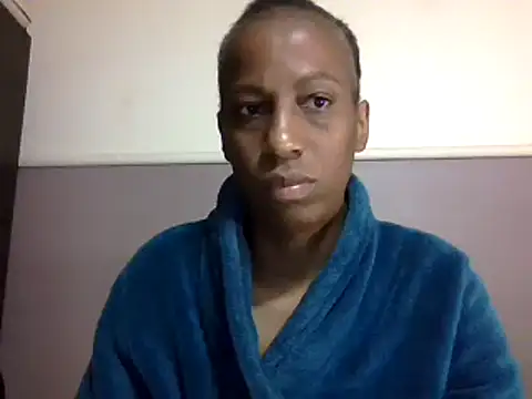 Snapshot of AfricanPrincesss2 chatting on 12.26.24 AfricanPrincesss2 online show from 12.26.24