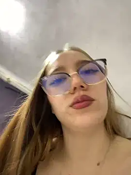 melody-dy online show from 02.18.25