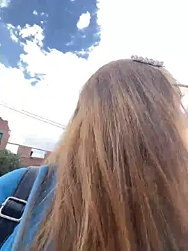 melody-dy online show from 02.19.25