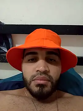 Snapshot of luismanuel_1998 chatting on 11.28.25 luismanuel 1998 online show from 11.28.25