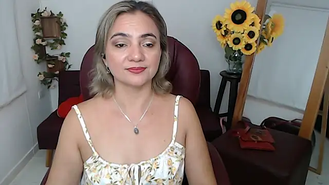 Snapshot of ana_milf chatting on 05.31.26 ana milf online show from 05.31.26