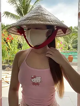 BabyThree  online show from 11.10.25