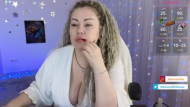 misskaassandraa online show from 01.19.25