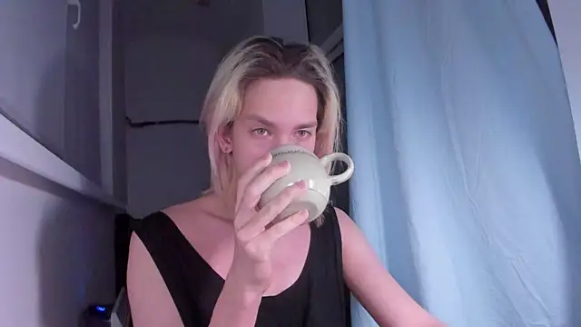 Snapshot of matt_spark chatting on 02.27.25 matt spark online show from 02.27.25