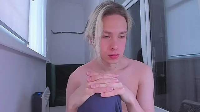 Snapshot of matt_spark chatting on 03.05.25 matt spark online show from 03.05.25