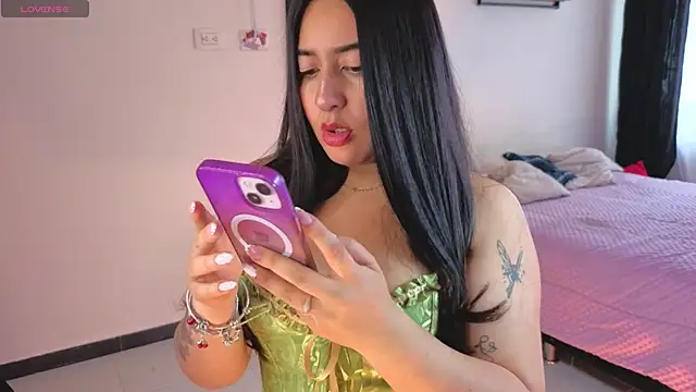 serenna se online show from 04.06.26