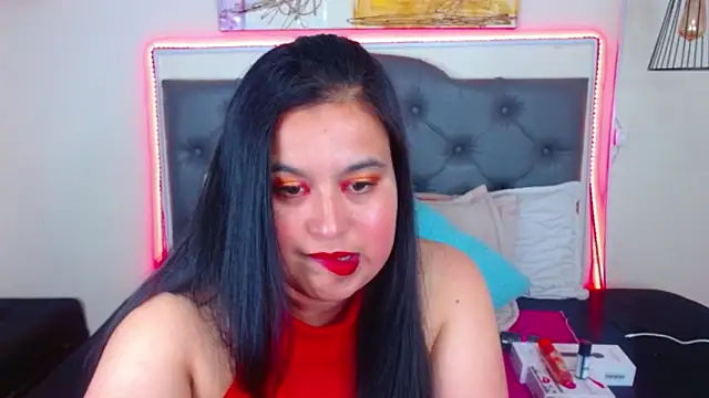 mia xx1 online show from 12.06.24