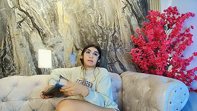 Zayda 1 online show from 03.08.25