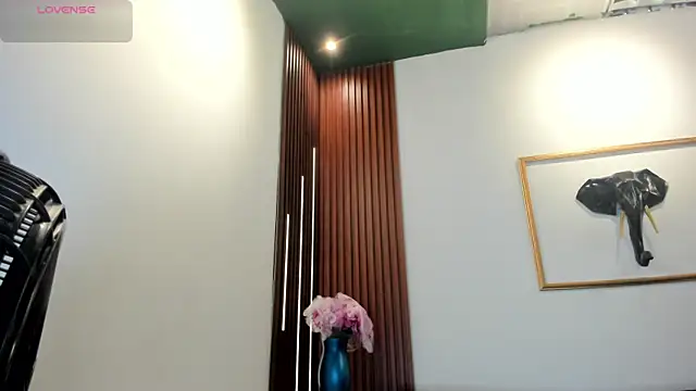 Zayda 1 online show from 10.20.25