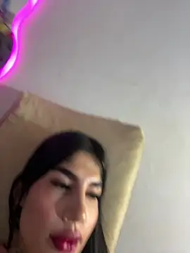 saragill323 online show from 03.23.25