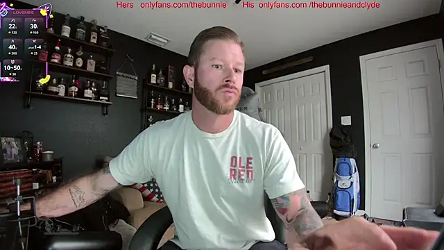 Snapshot of chillinthemosttt chatting on 10.28.25 chillinthemosttt online show from 10.28.25