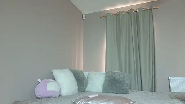 KatBigBum online show from 05.08.26