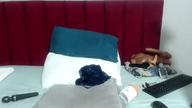 Mochabae online show from 10.07.25