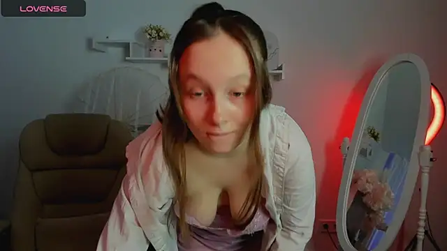 Snapshot of Ketrin_n_ chatting on 01.27.25 Ketrin n  online show from 01.27.25