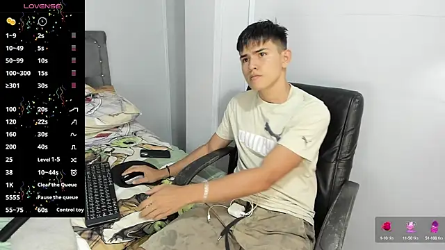 Jacobb Lee online show from 02.13.25