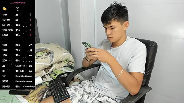 Jacobb Lee online show from 02.19.25