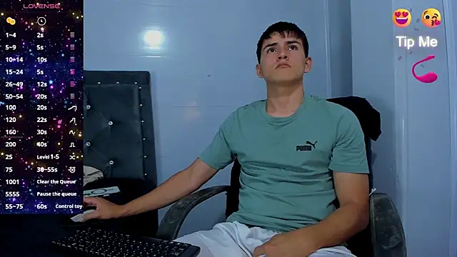 Jacobb Lee online show from 11.14.25