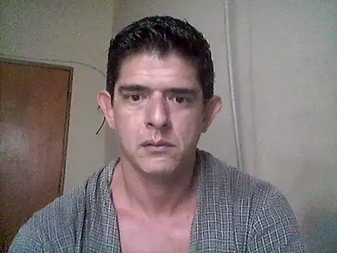 Snapshot of Marobronco chatting on 12.04.25 Marobronco online show from 12.04.25