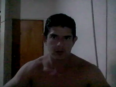 Snapshot of Marobronco chatting on 12.17.25 Marobronco online show from 12.17.25