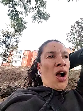 rebekka simpson online show from 10.06.25