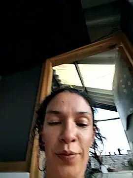 rebekka simpson online show from 12.01.25