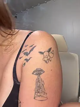 Blaze Baby online show from 09.25.25